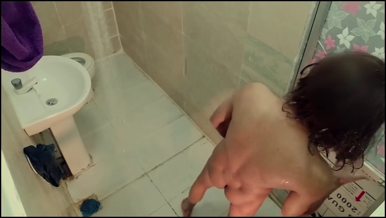 Shower Room Spycam sees guy naked in shower at hostel