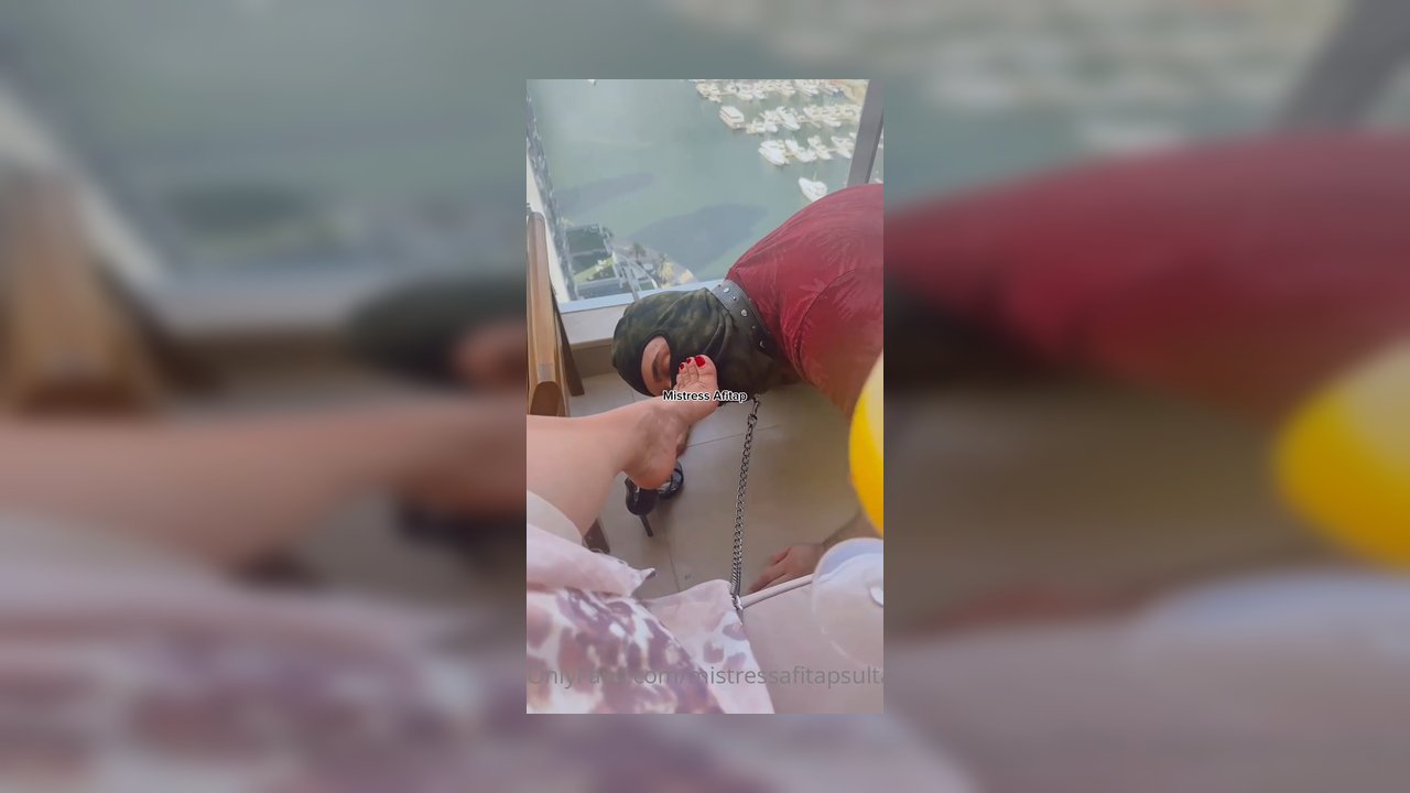 Obedient Slave in Dubai