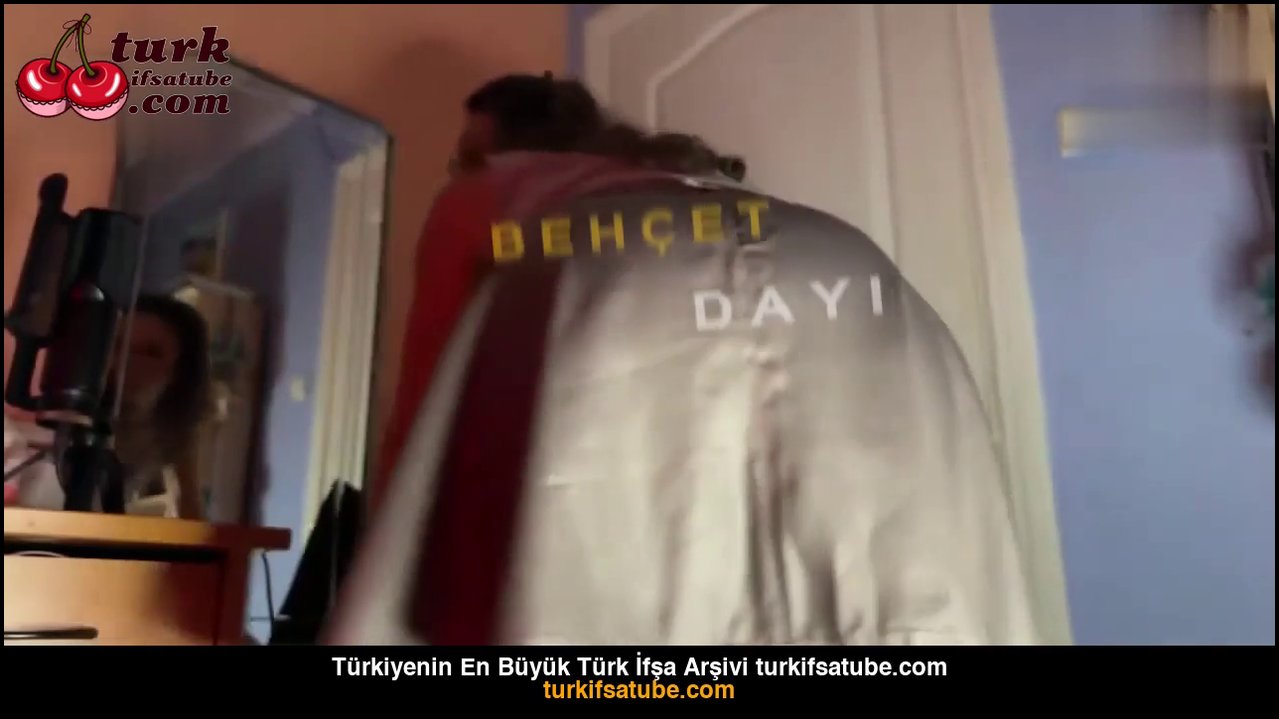 Karolin Fişekçi ifşa nude part 49 seyret - Video İzle.mp4