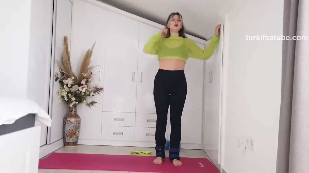 Selda Ateş - Evde uygulanabilecek basit egzersizler - Video İzle