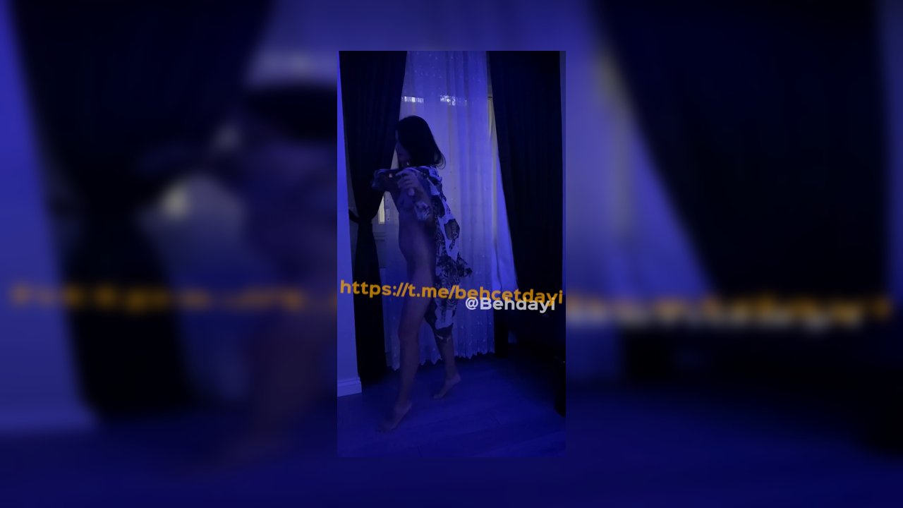 Türkiyede Yaşayan Rus Kızı Kira'nın Youtube Katıl ve Onlyfans Videoları Part 35 - Video İzle.mp4