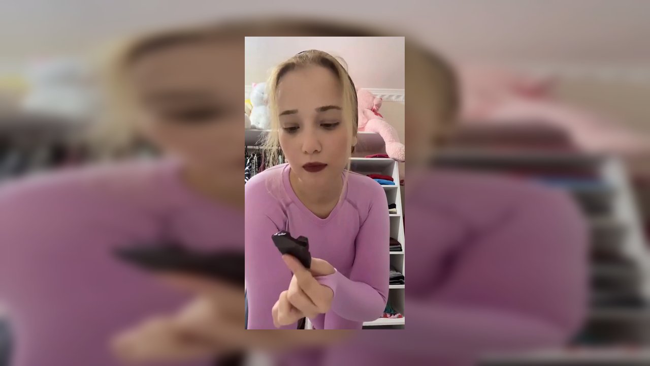 Ecrin Dilek Gökçe Karışık ifşa videoları part 28 - Video İzle