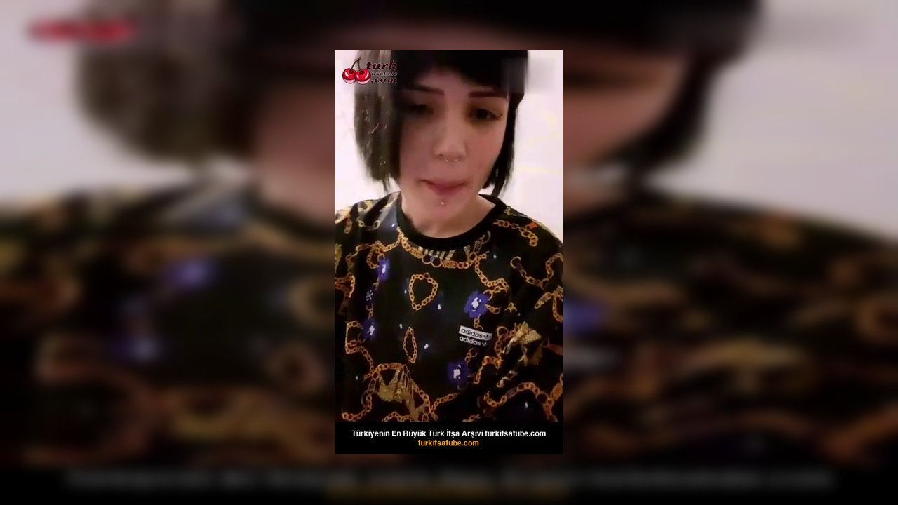 Tango irem ifşa Kankasının amına dildo sürttü