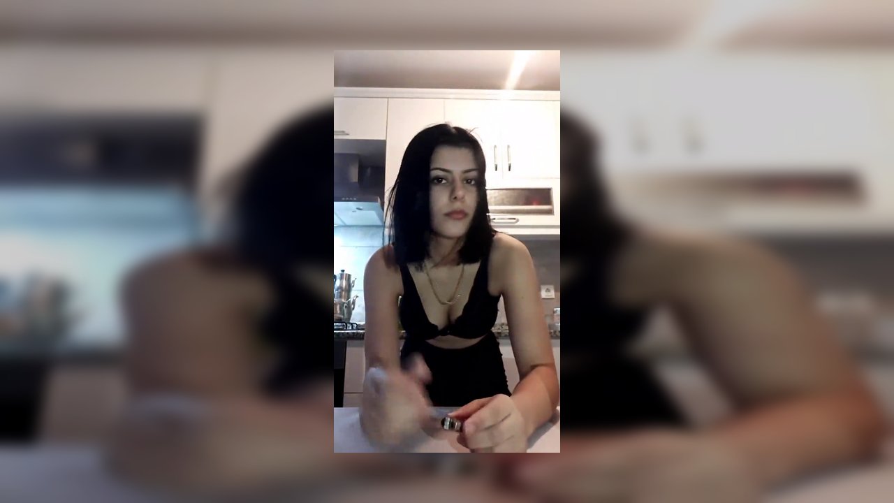 Ceyda Sevim Arşiv İfşa Videoları Part 18 - Video İzle