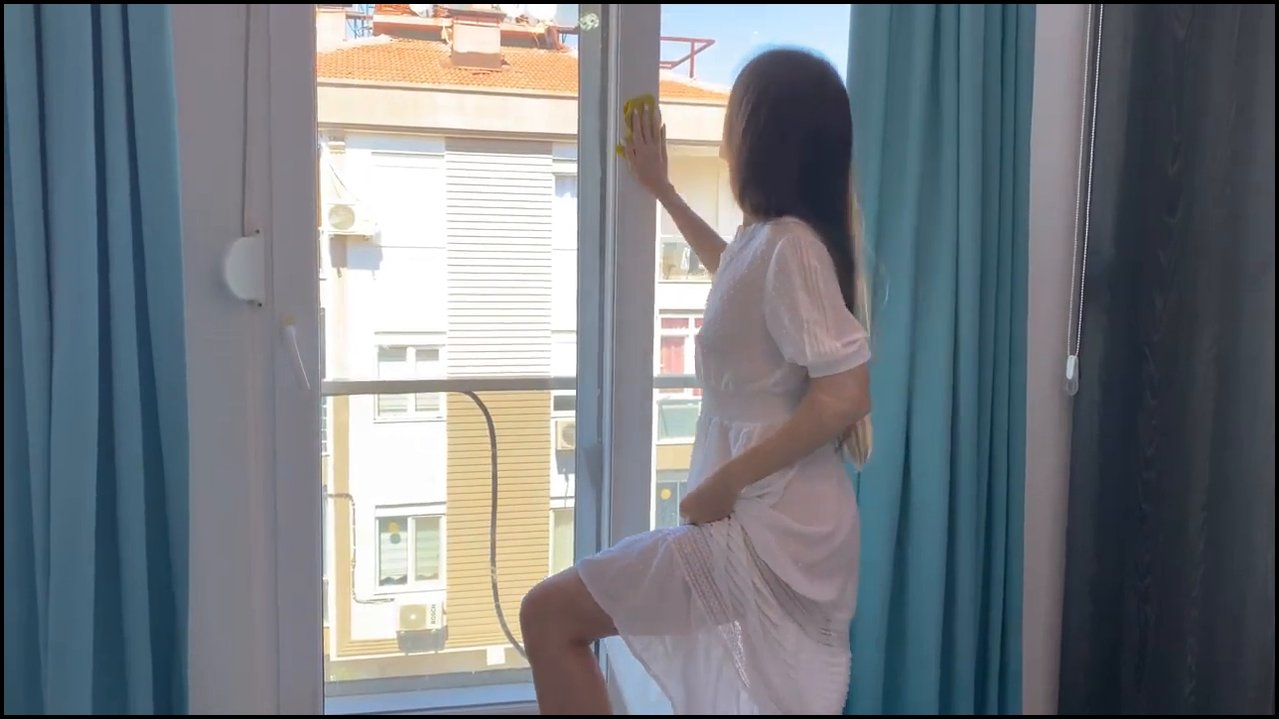 Türkiyede Yaşayan Rus Kızı Kira'nın Youtube Katıl ve Onlyfans Videoları Part 50 - Video İzle