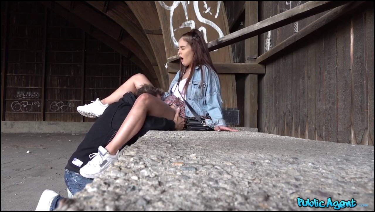 Publicagent Latina celebrity look a like fucked Ginebra Bellucci