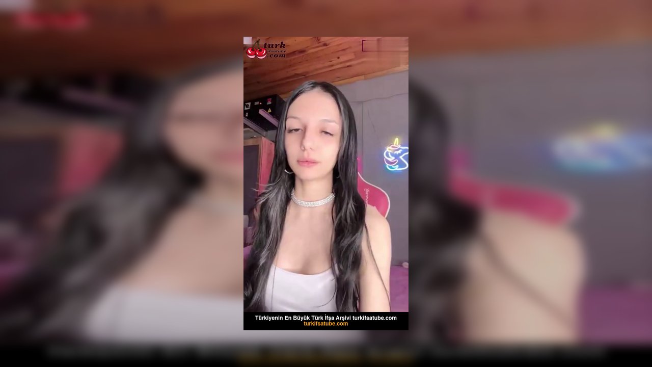 Tango ikra ifşa Çıtır lolita kızdan sexy yayın seyret