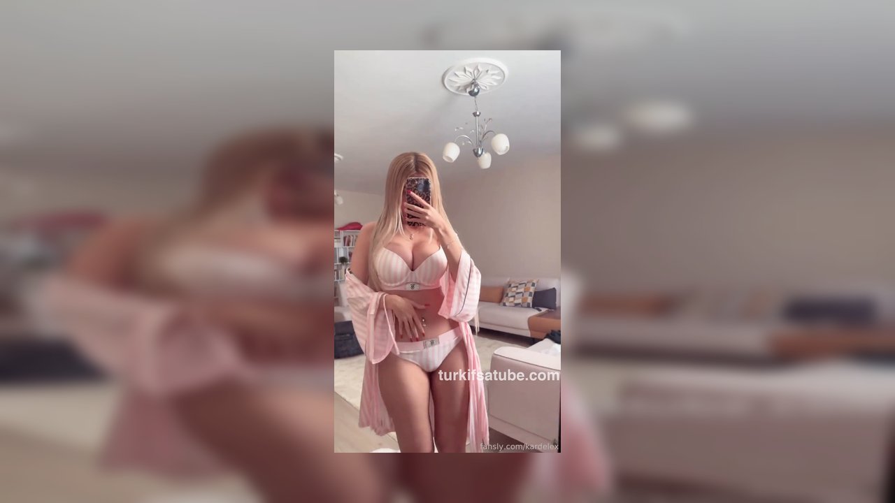 Kardelexuwu Fansly videoları 21 - Video İzle