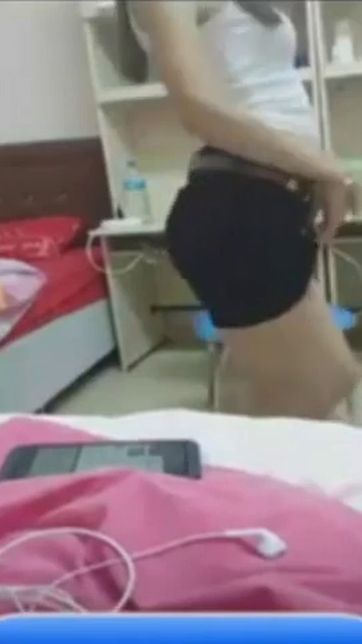 Amatör Sikiş videoları 07.08.2025 Part 35 - Video İzle