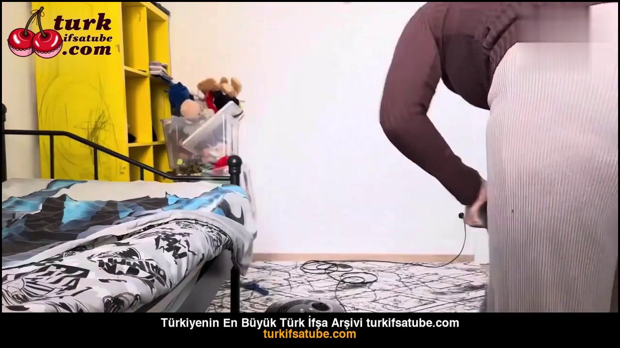 Fatma ile her telden ifşa çocuk odasını süpürdü - Video İzle.mp4