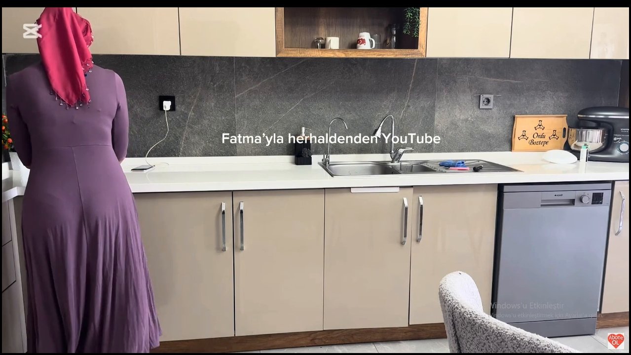 Fatma ile Her Telden ifşa Türbanlı Milf Youtube Katıl İfşa 11.09.2025 - Video İzle