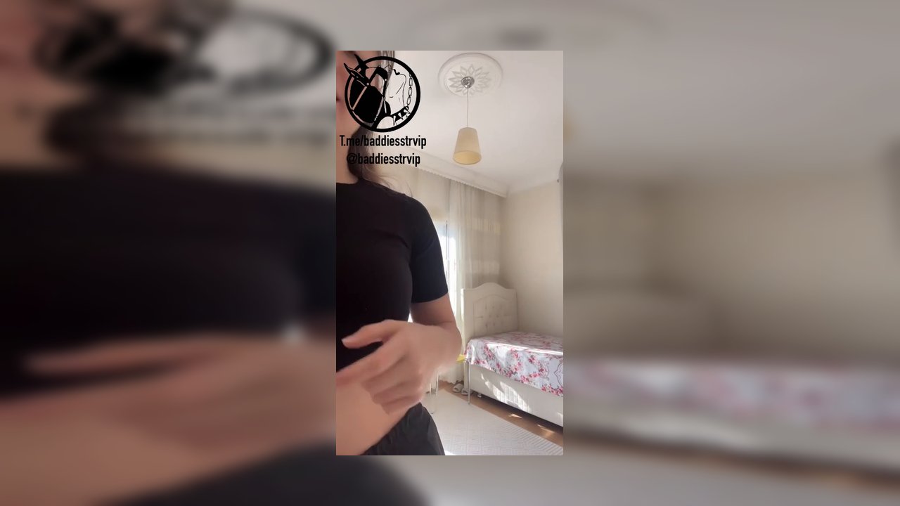 Bigo Vikoo ifşa videoları voll 1 - Video İzle