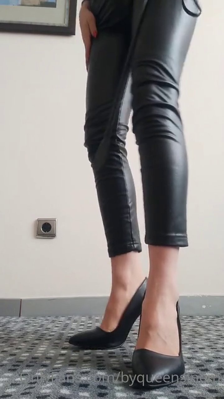 İzle You will be under my feet - Video İzle.mp4 - VOE _ Content Delivery Network (CDN) & Video Cloud