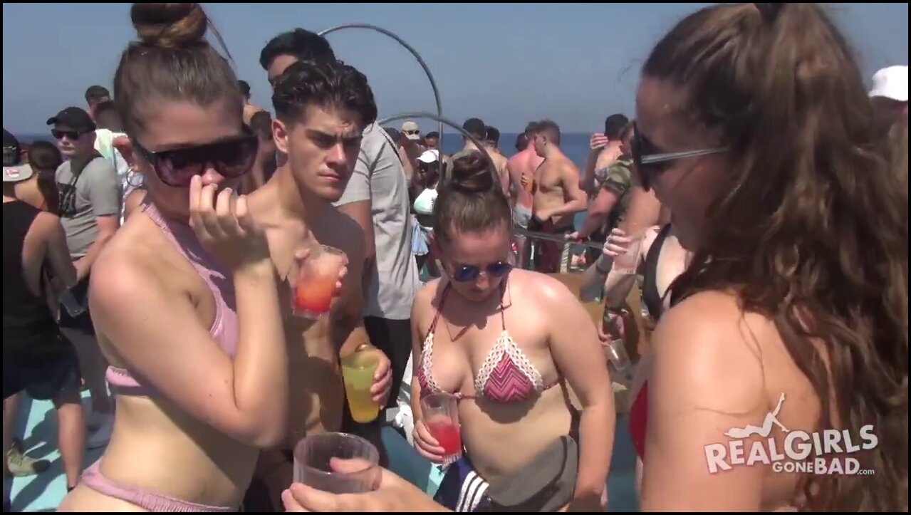 RealGirlsGoneBad 21 01 16 Boat Party 21 XXX