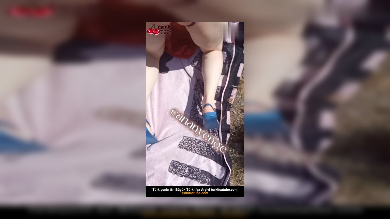 Türbanlı Public Sex Canan Yenge dışarıda sakso çekip sikildi - Video İzle