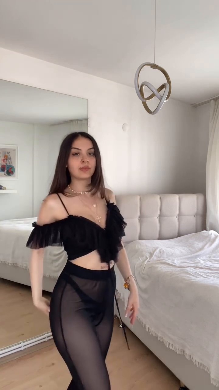 Nazlıcan Tanrıverdi instagram abonelik ifşa part 54 - Video İzle