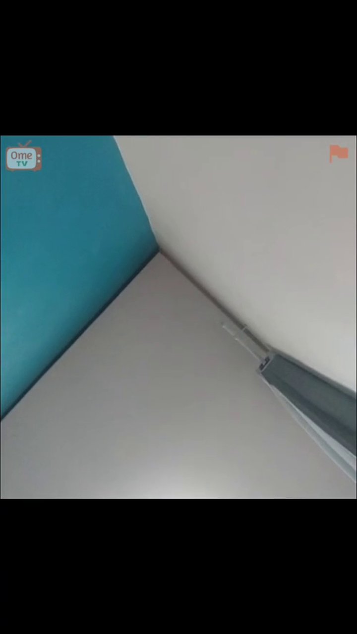 KkctAxojQ-TC130DNnR.mp4