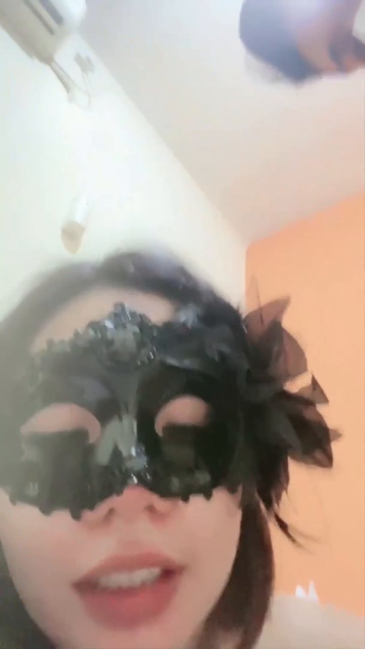 Jejey Hilang Kendali Saat Ngewe Pelanggan BO.mp4