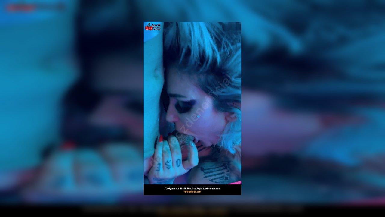 Sakso Porno Damla özden kol gibi yarrağa oral yaptı - Video İzle